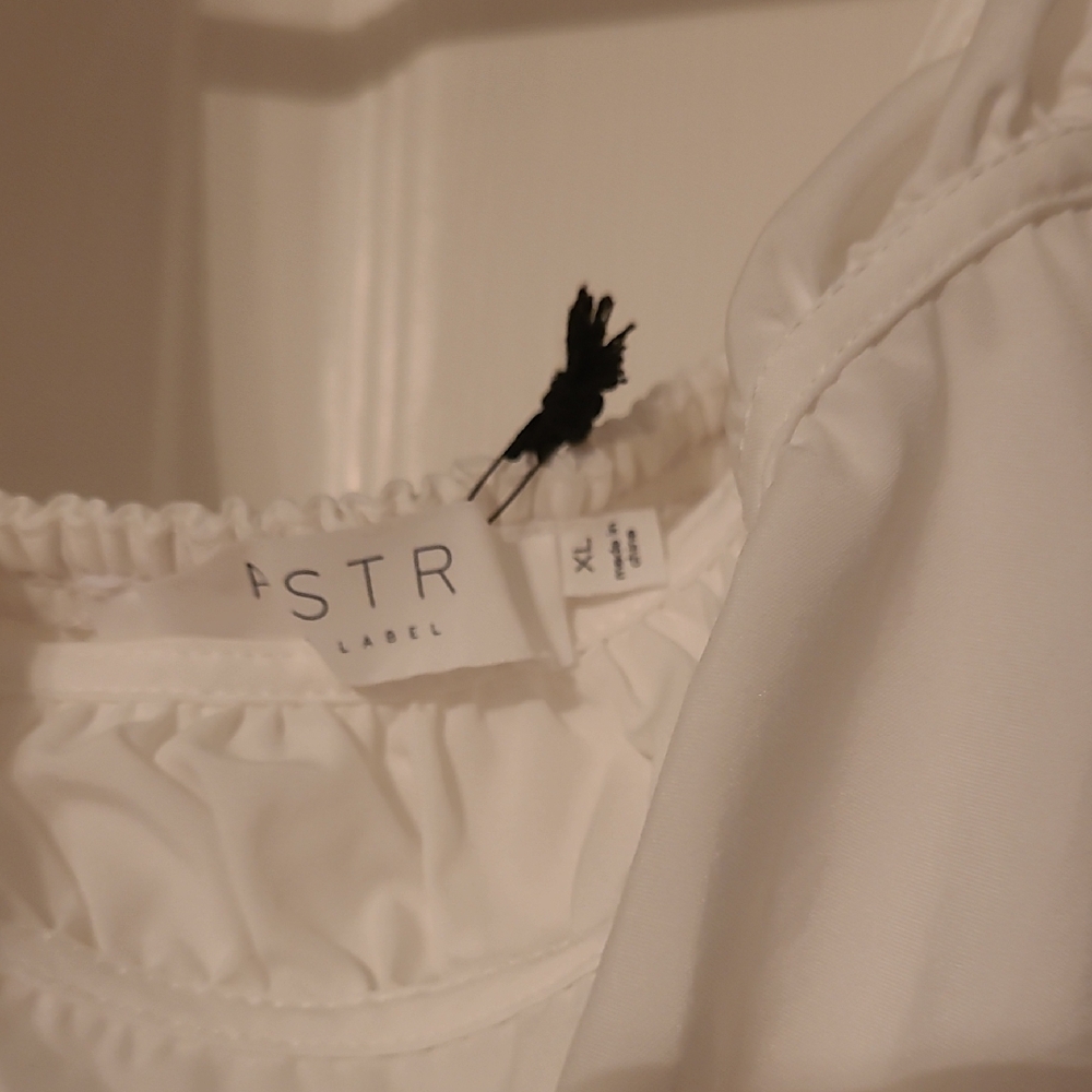 Astr Dress White Size Xl - Picture 3 of 9